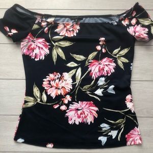 Dynamite Off the shoulder top